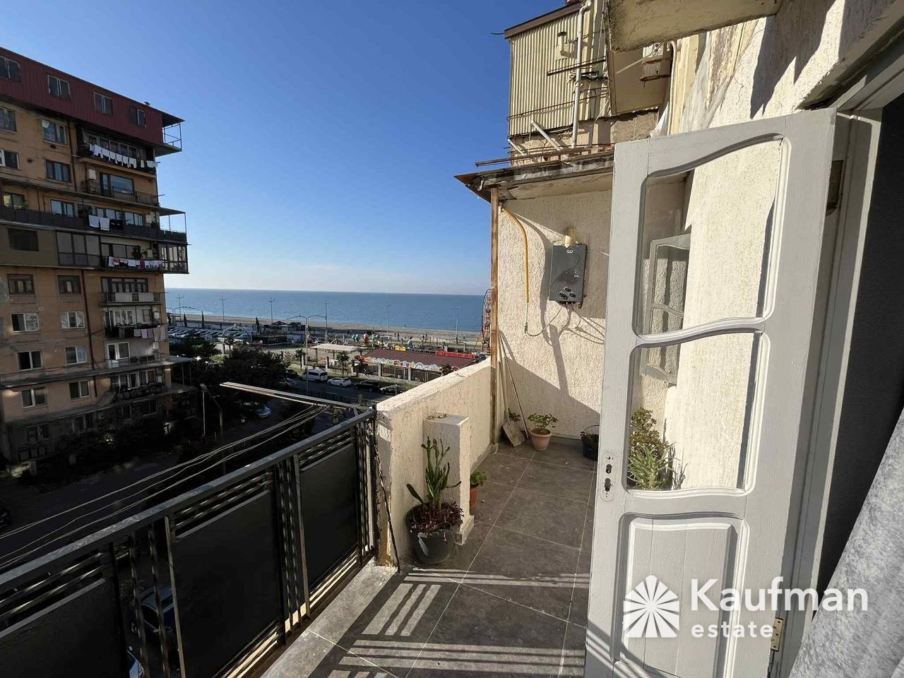 2-Bedroom Apartment Near the Sea photo 2 of 5