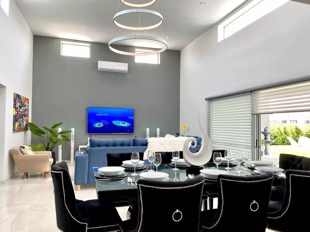 Furnished House with Pool in Escobar photo 7 of 8