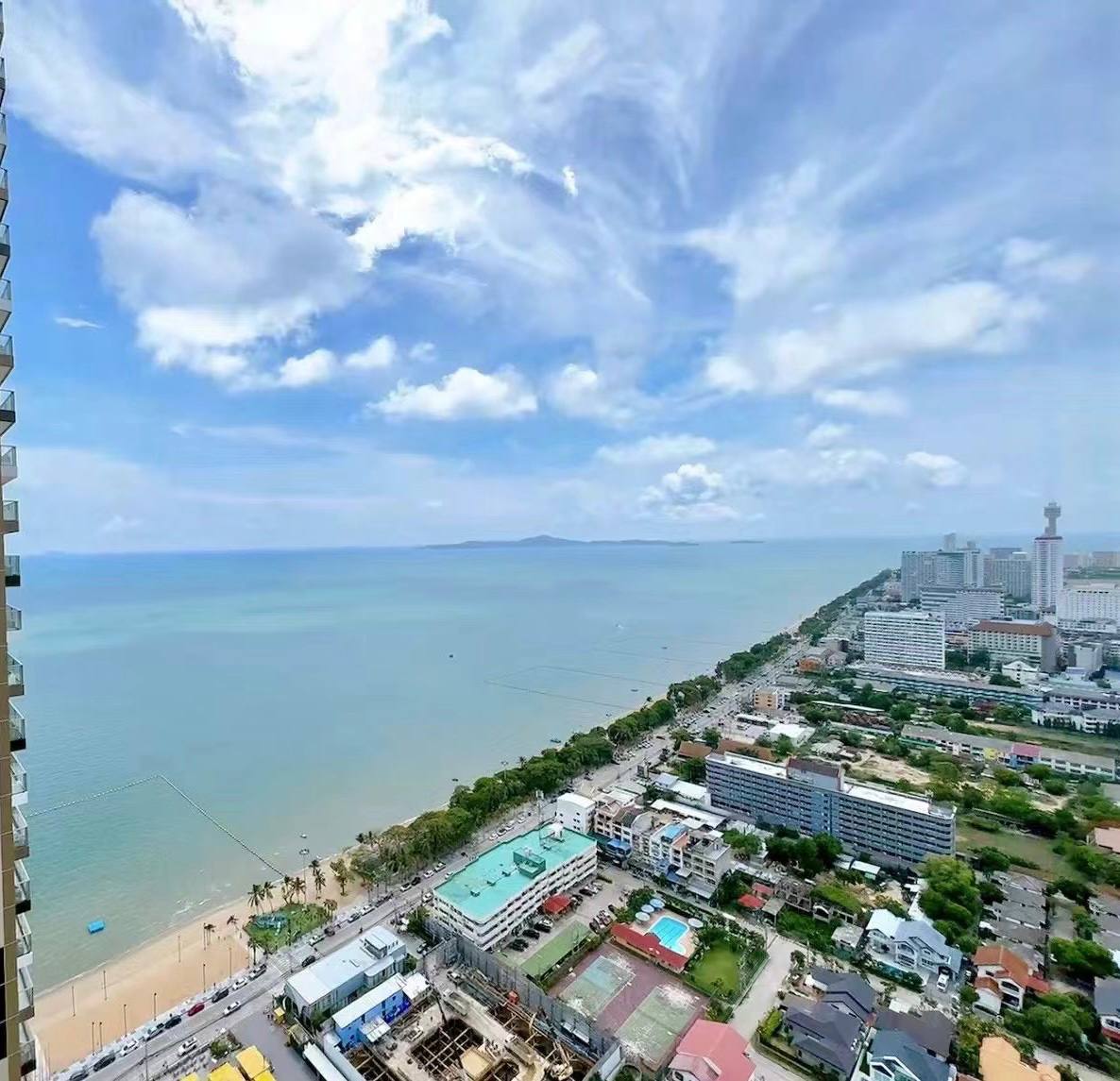 Copacabana Jomtien Beach Sea View Apartment photo 8 of 8
