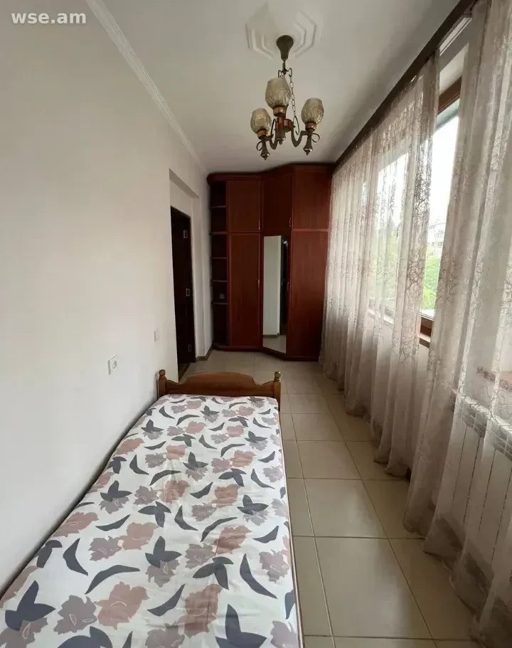 3-комнатная квартира в аренду в Давташене photo 6 of 8