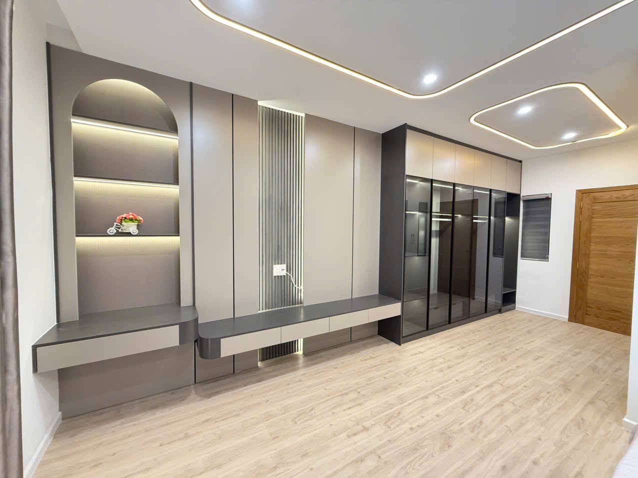 4-Bedroom House in Hoa Khanh photo 6 of 8
