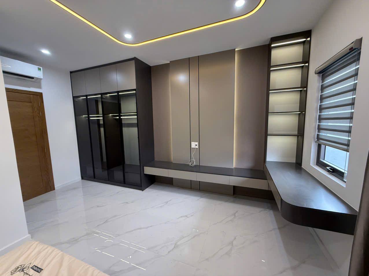 4-Bedroom House in Hoa Khanh photo 8 of 8