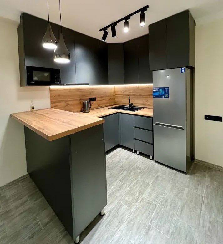 Furnished 2-Room Apartment in Kentron photo 3 of 8