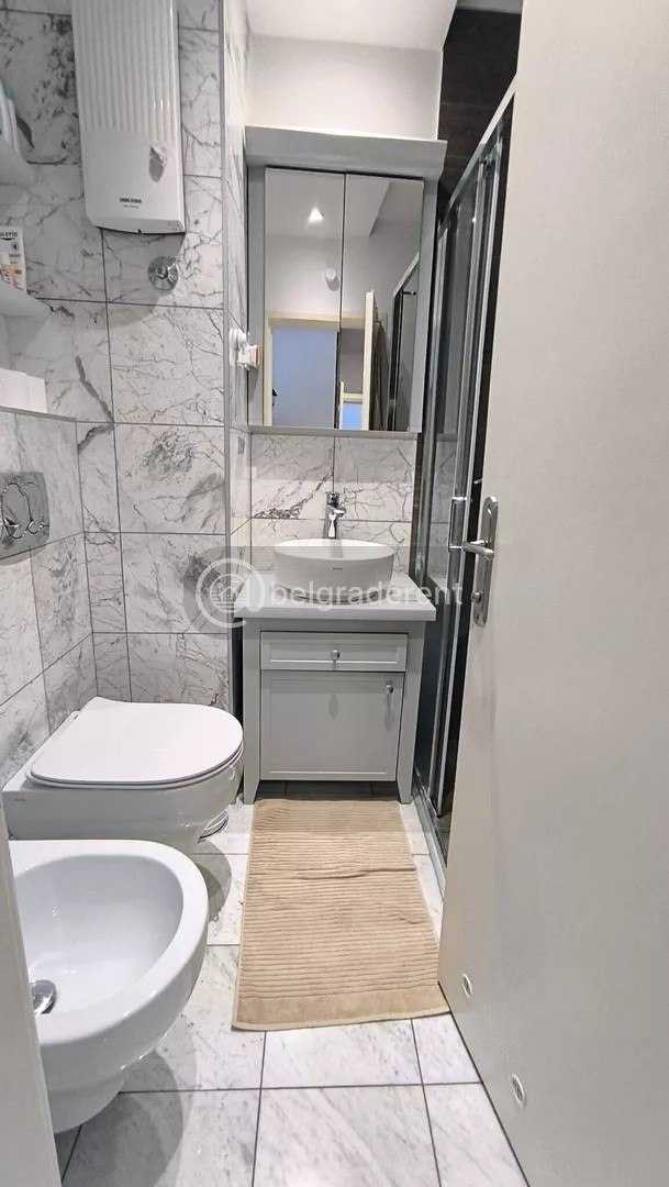 100 m² Apartment in Čukarica photo 8 of 8