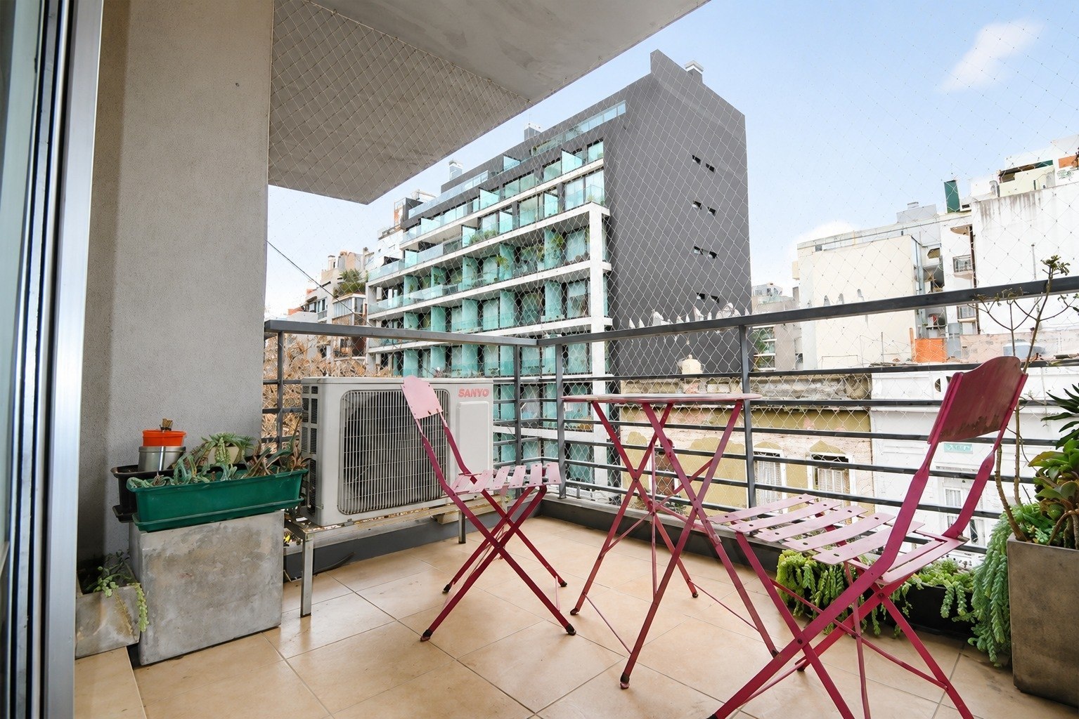 Two-Room Apartment with Balcony and Pool in Palermo photo 4 of 8