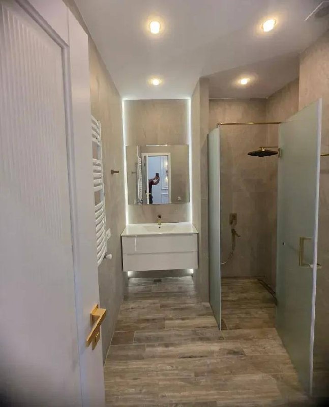 Two-Bedroom Apartment in Arabkir photo 7 of 8
