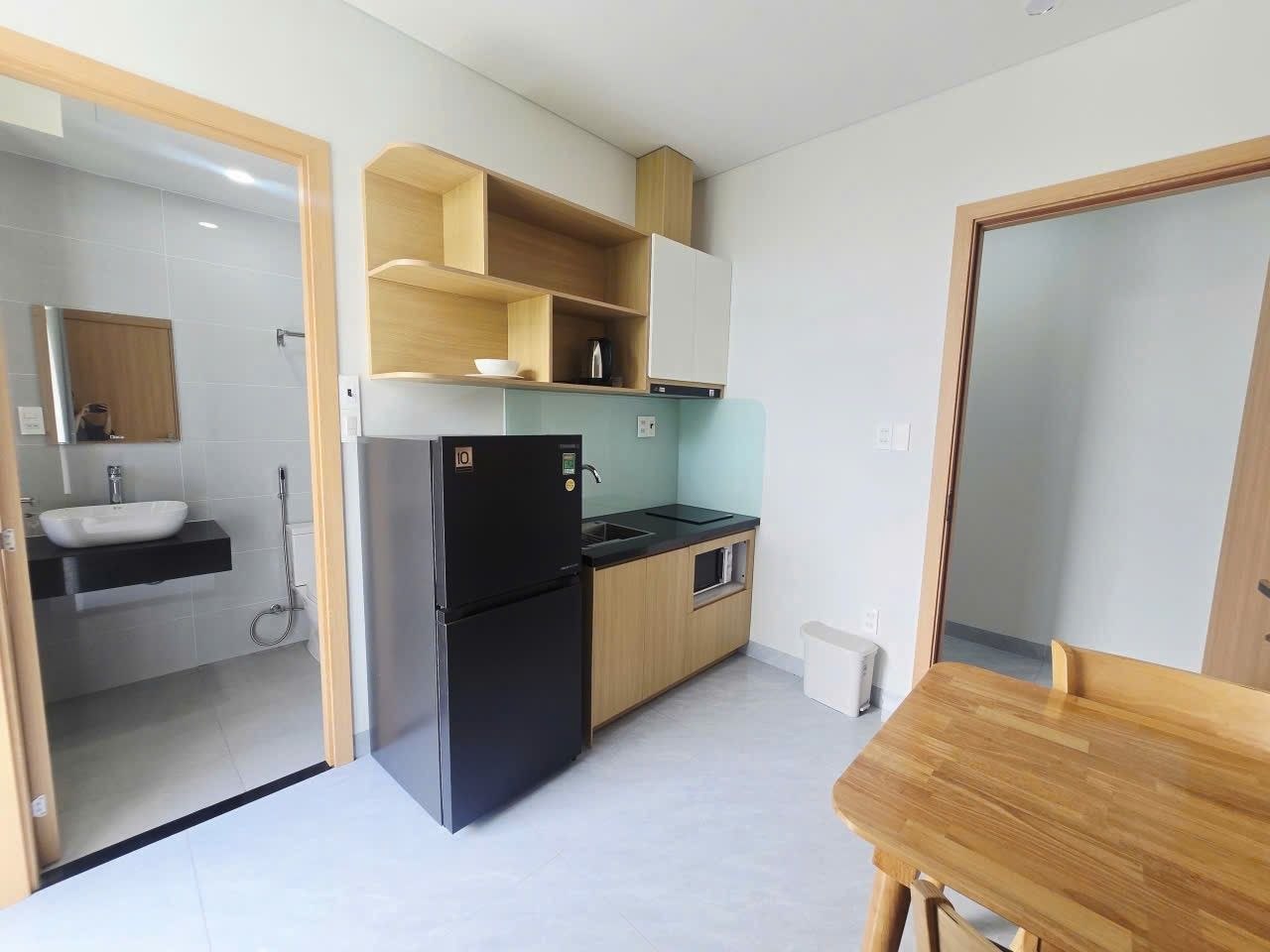 Furnished 1-Bedroom Apartment with Mountain View photo 2 of 8