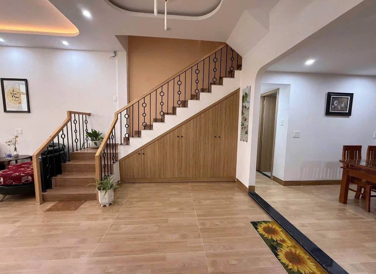 Three-Bedroom House in An Hai photo 4 of 8
