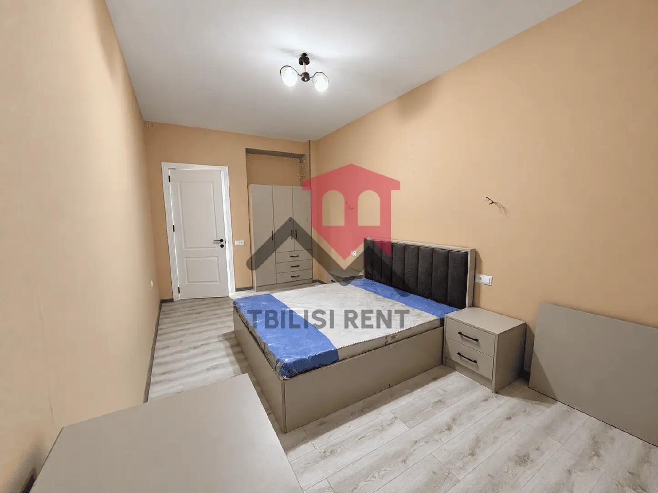 1-Bedroom Apartment in Isani photo 4 of 8