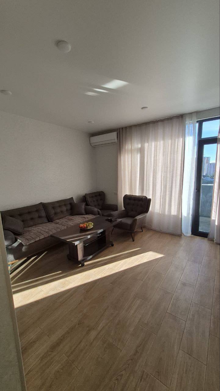 One-Bedroom Apartment for Rent in Batumi photo 2 of 6