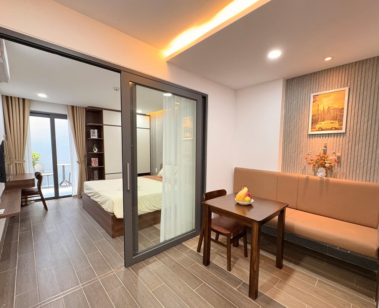 1-Bedroom Apartment with Pool in An Hai Dong photo 2 of 8