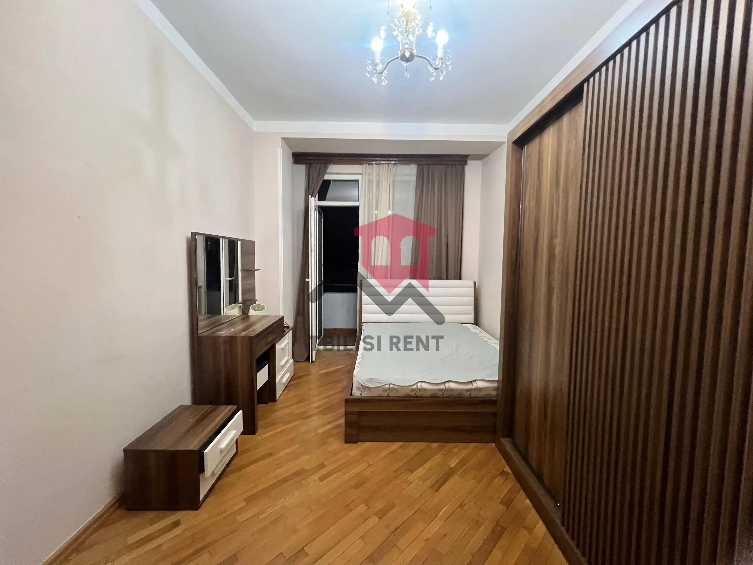 Светлая 3-комнатная квартира в Вере photo 6 of 8