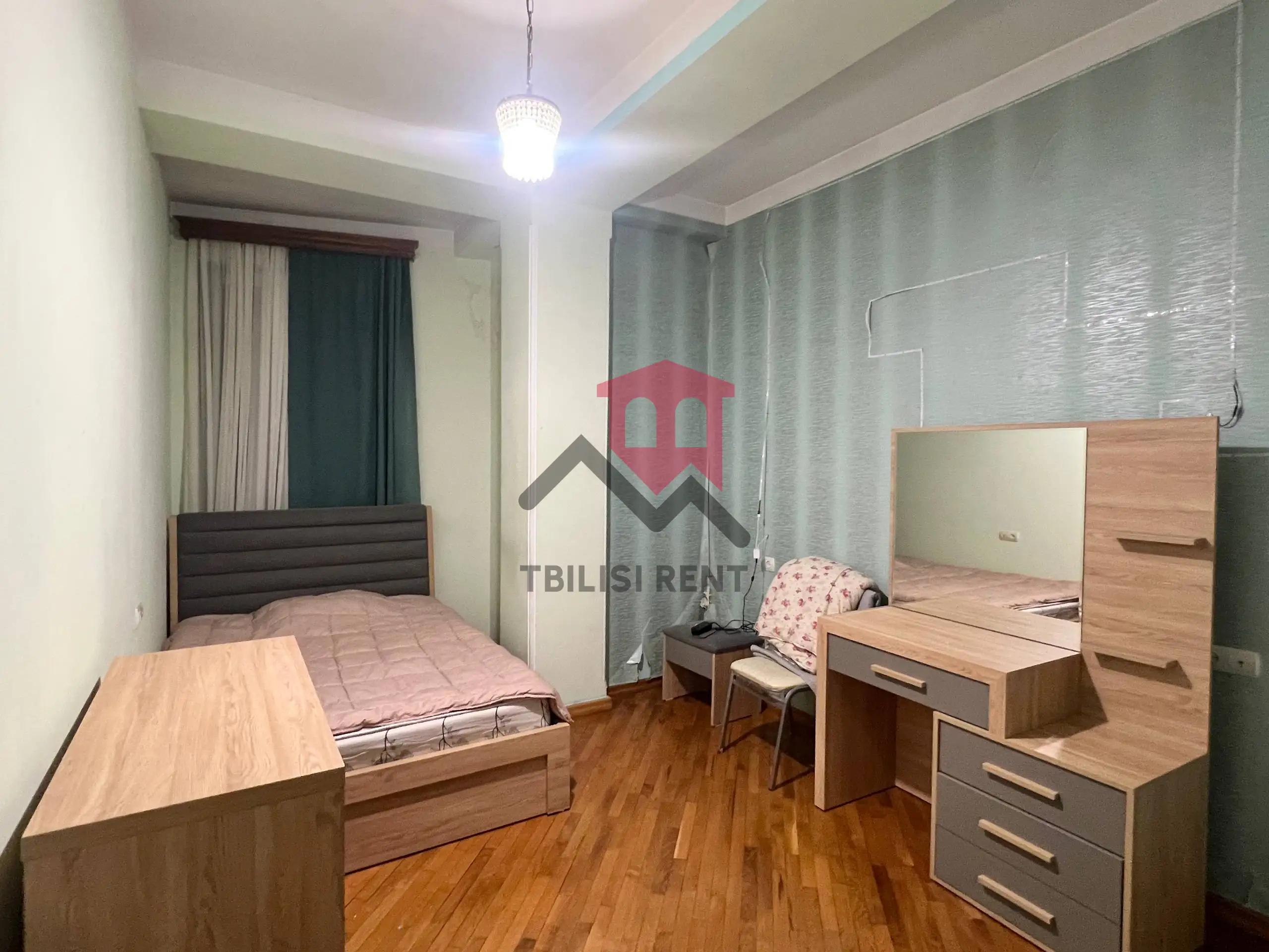 Светлая 3-комнатная квартира в Вере photo 7 of 8