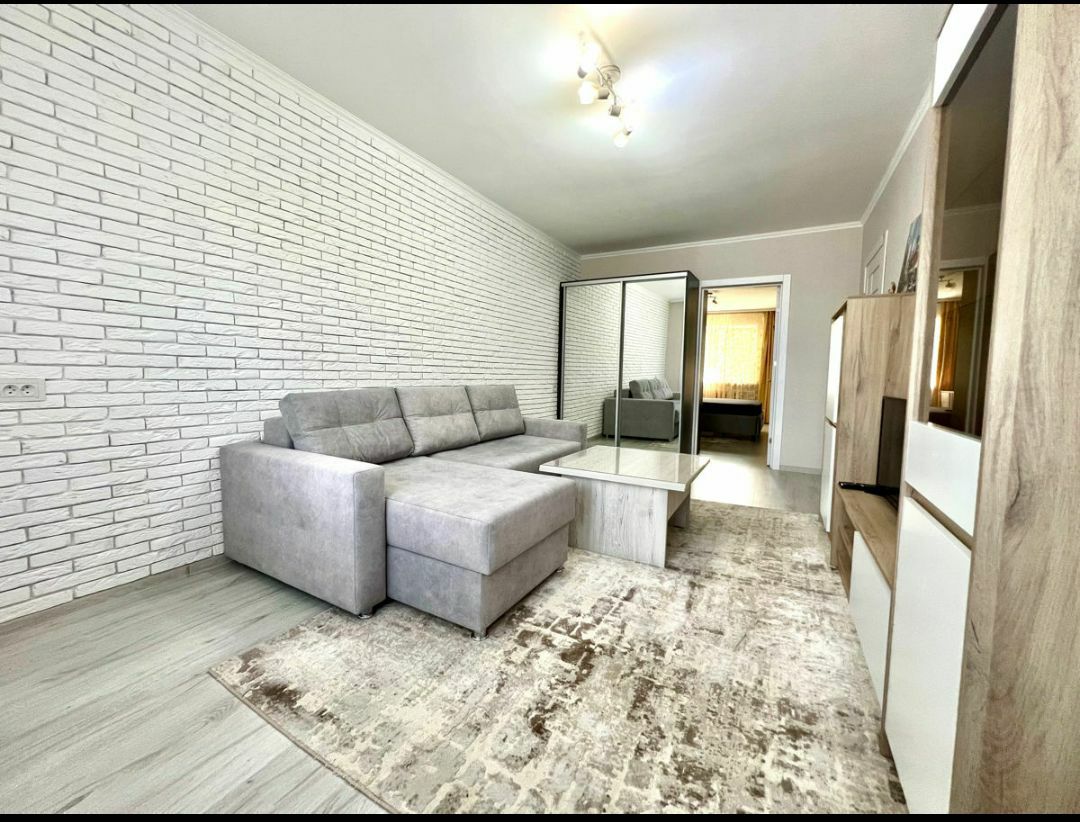 Two-Room Apartment in Botanica photo 5 of 8