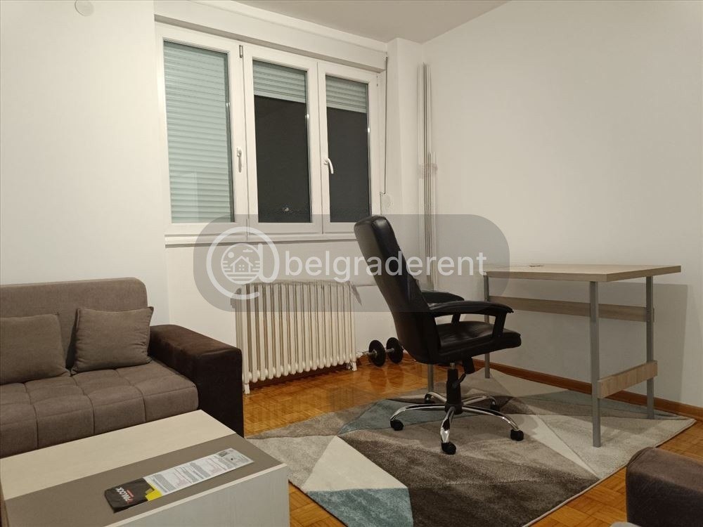 Three-Room Apartment in Zvezdara photo 8 of 8