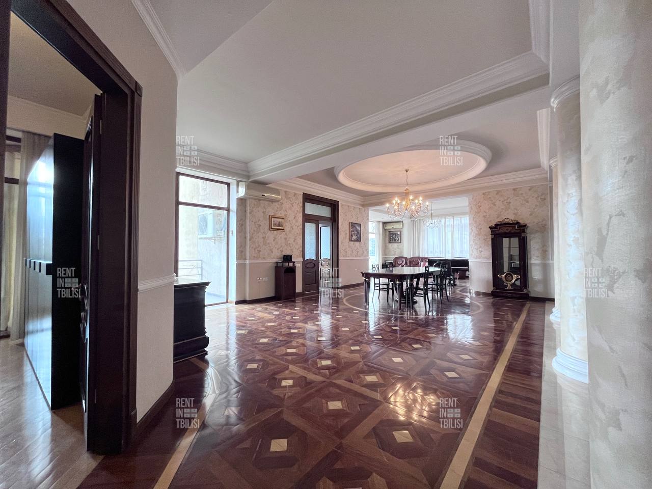 Квартира с 3 спальнями в Сабуртало photo 3 of 8