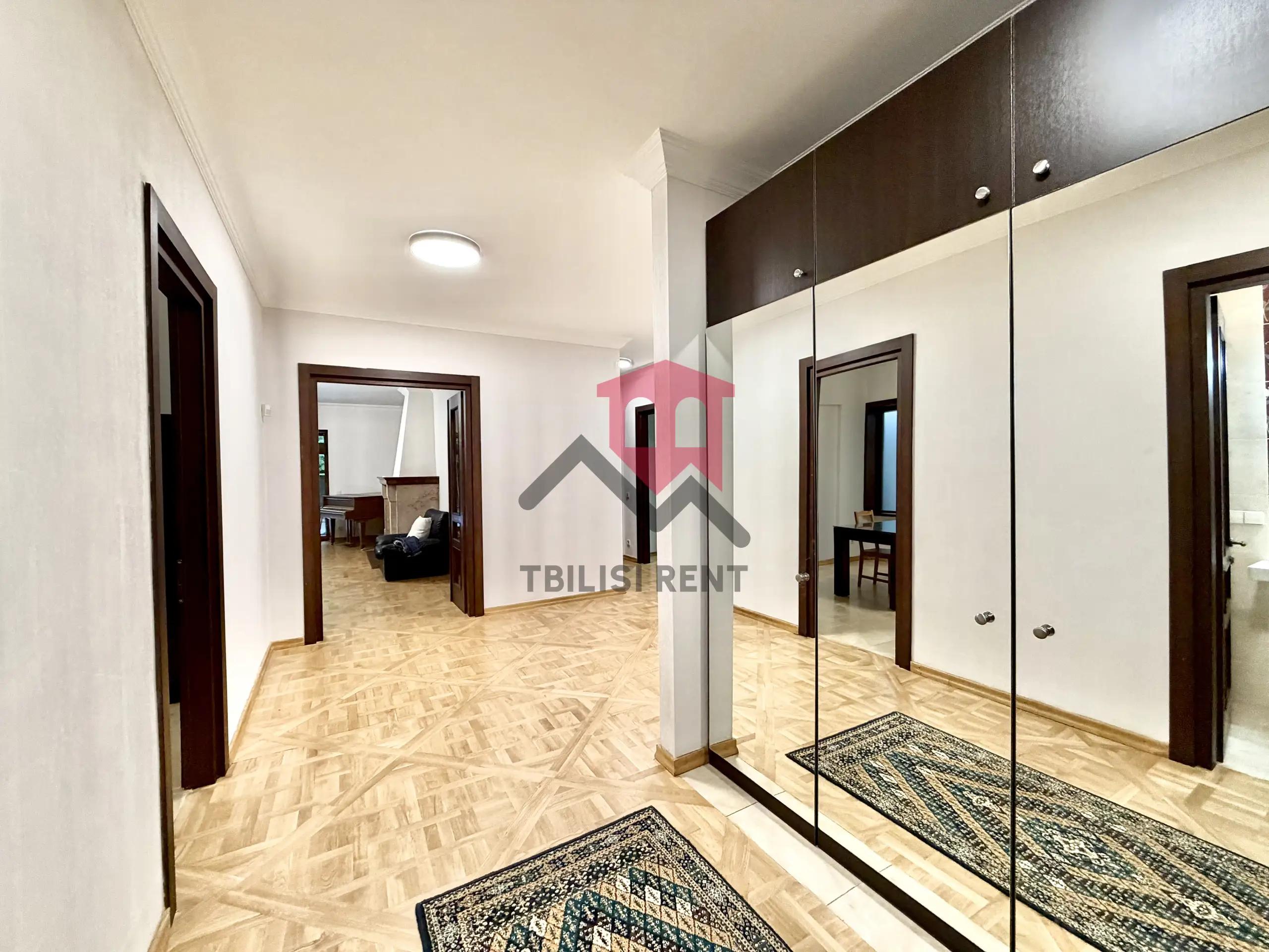 Spacious Apartment with Private Garden in Vake photo 5 of 8