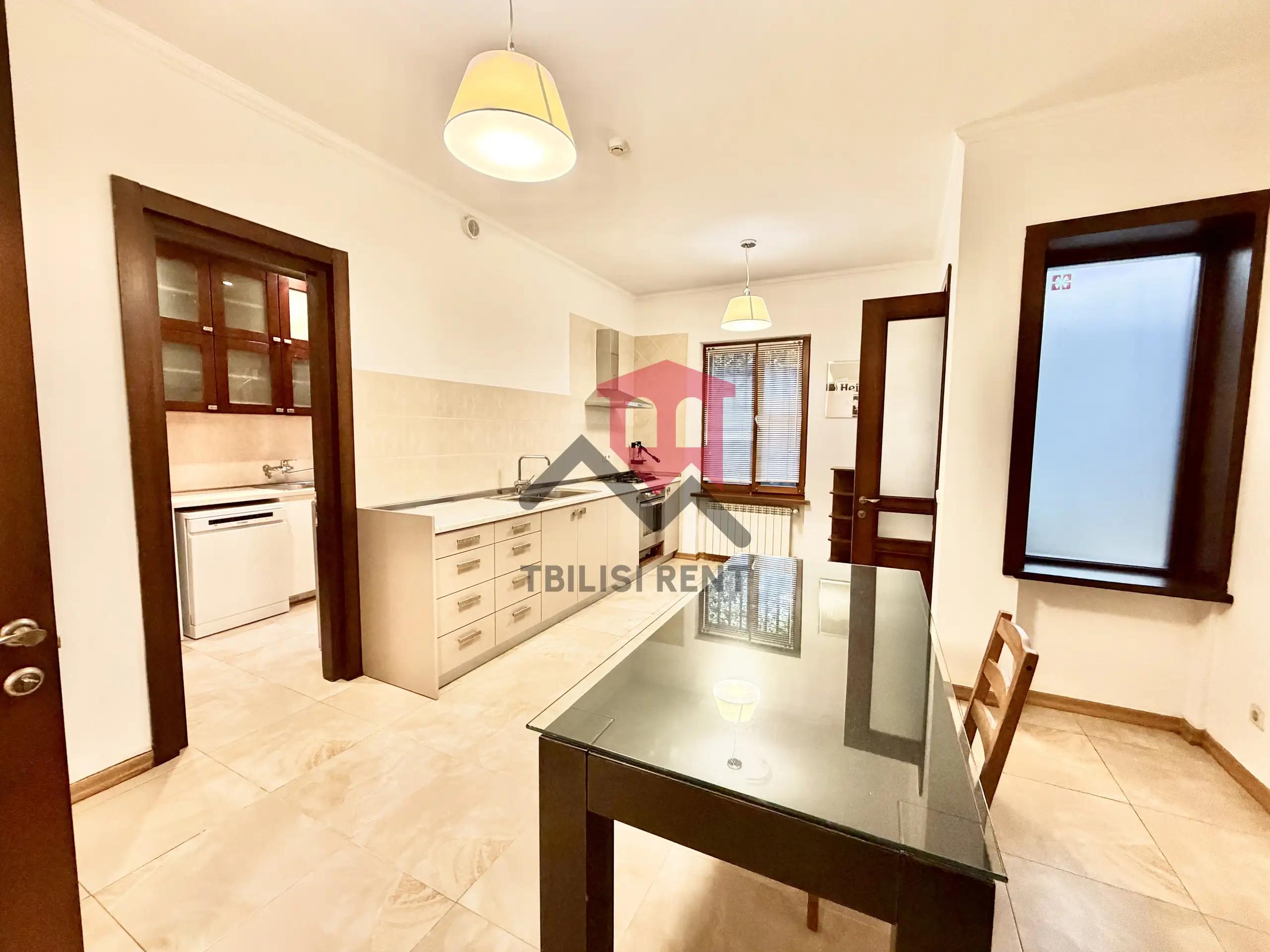 Spacious Apartment with Private Garden in Vake photo 6 of 8
