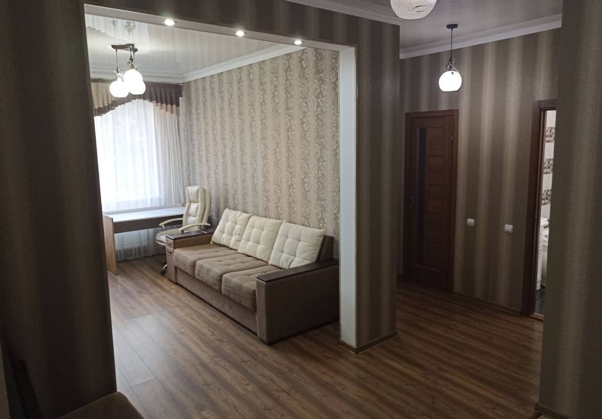 Three-Room Apartment in Central Chisinau photo 6 of 6