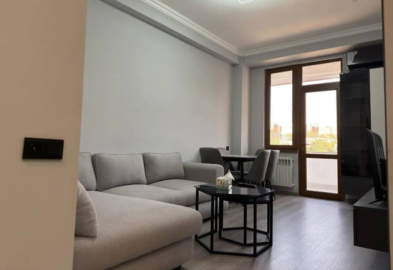 Furnished 2-Room Apartment in Arabkir photo 1 of 8