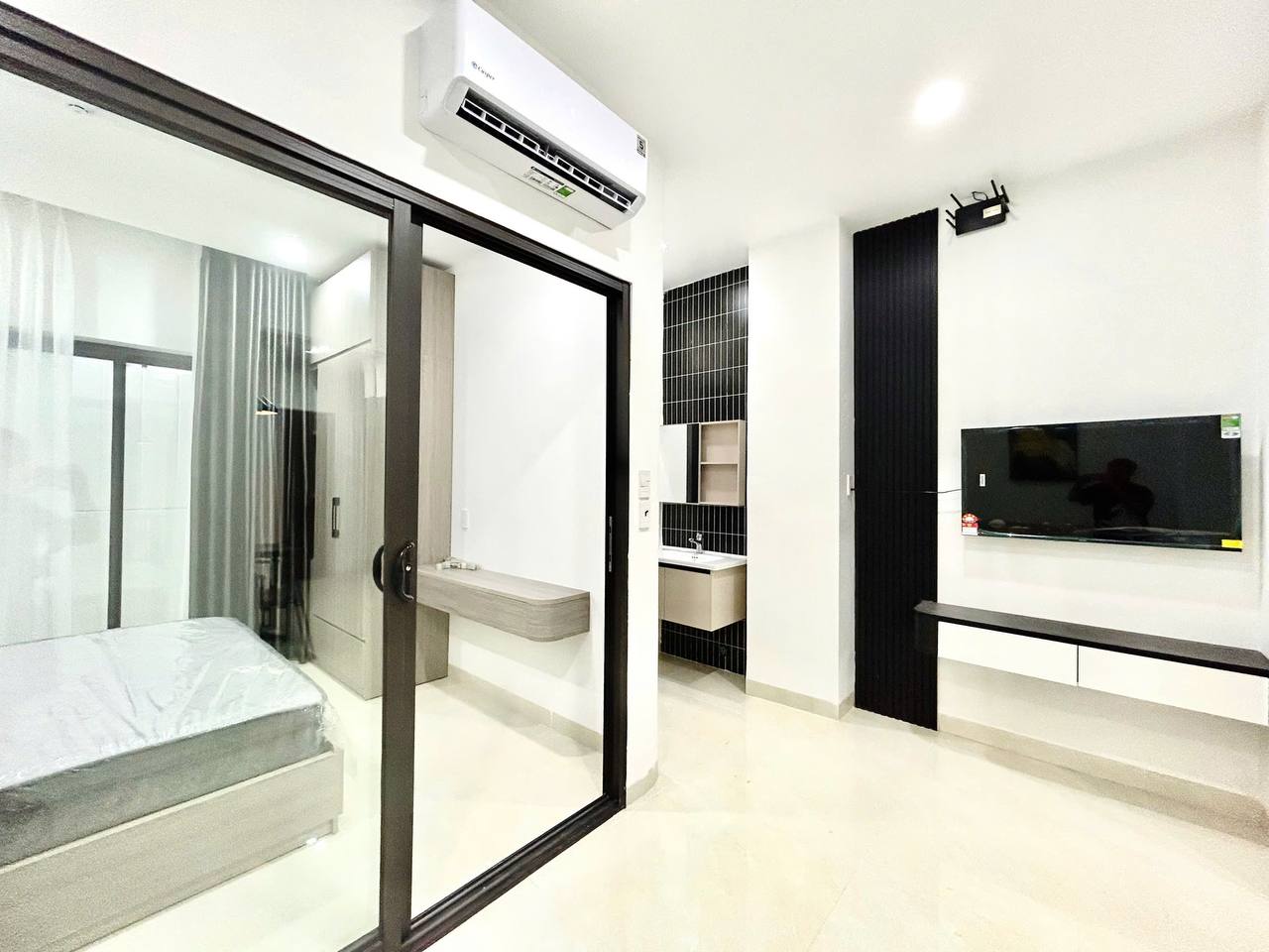 Ground-Floor 1-Bedroom Apartment in Da Nang photo 3 of 8