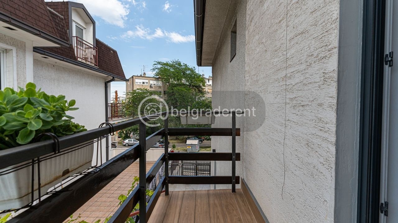 2-Bedroom Apartment in Gornji Voždovac photo 5 of 8