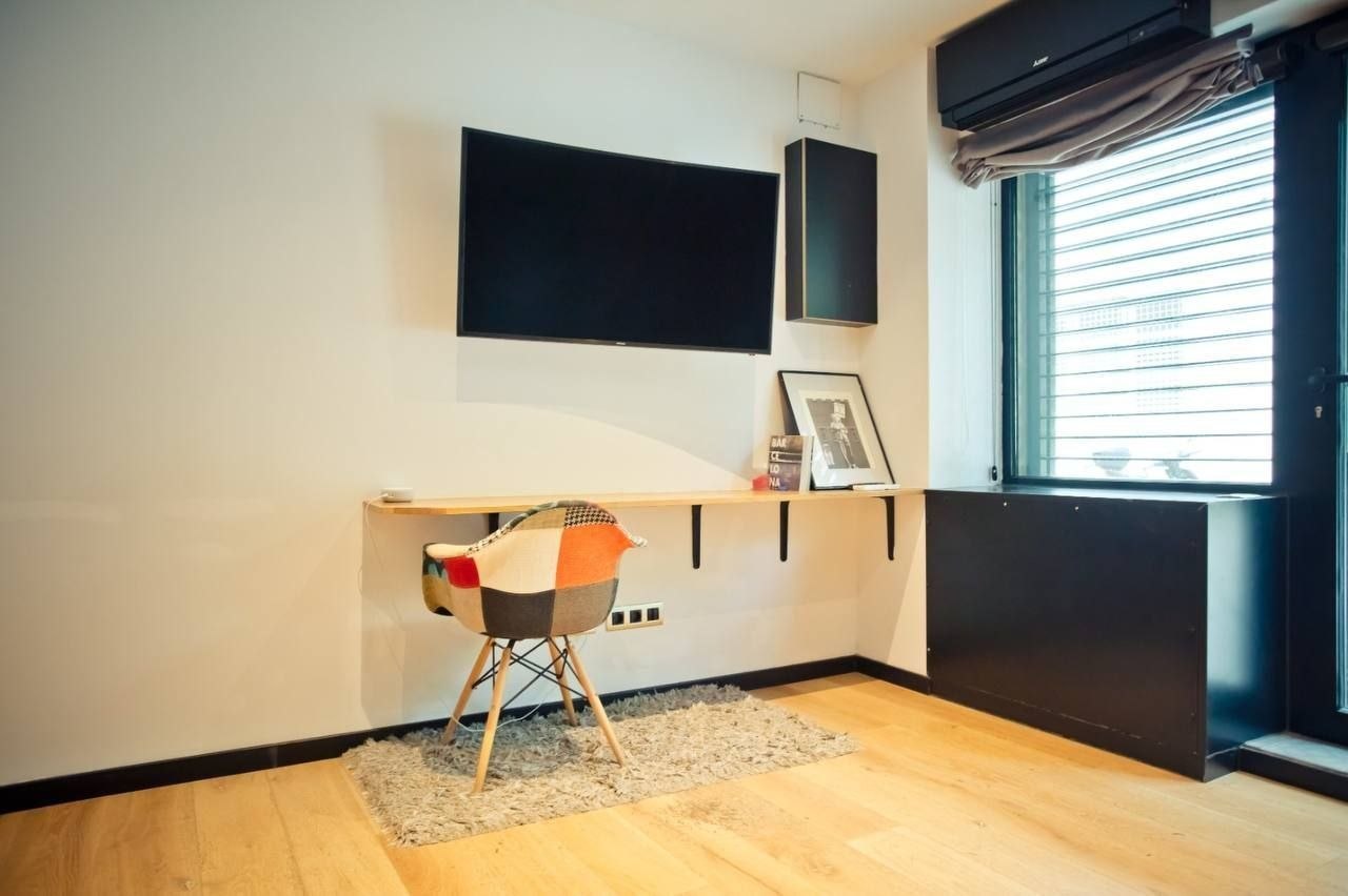 Cozy Studio in Sarrià-Sant Gervasi photo 3 of 8