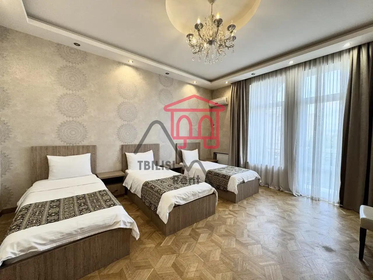 4-Bedroom Apartment on Marjanishvili Avenue photo 6 of 8