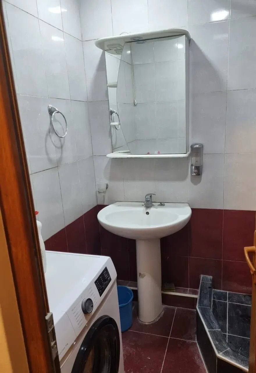 Furnished 3-Room Apartment in Achapnyak photo 7 of 7