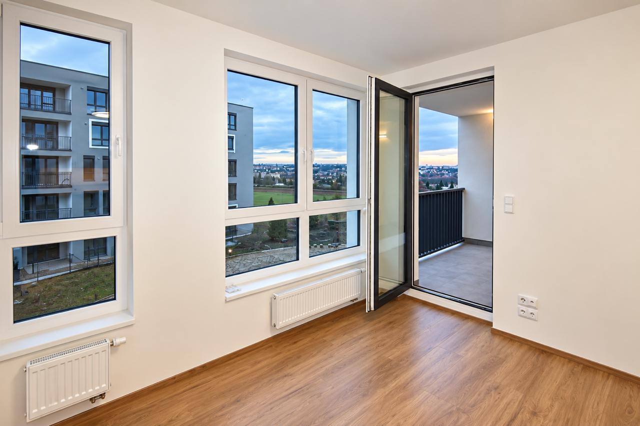 Stylish 2+kk Apartment for Rent in Barrandov photo 3 of 8