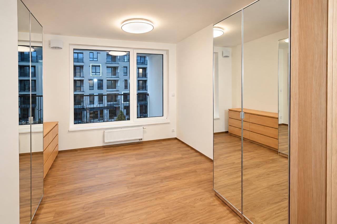 Stylish 2+kk Apartment for Rent in Barrandov photo 4 of 8