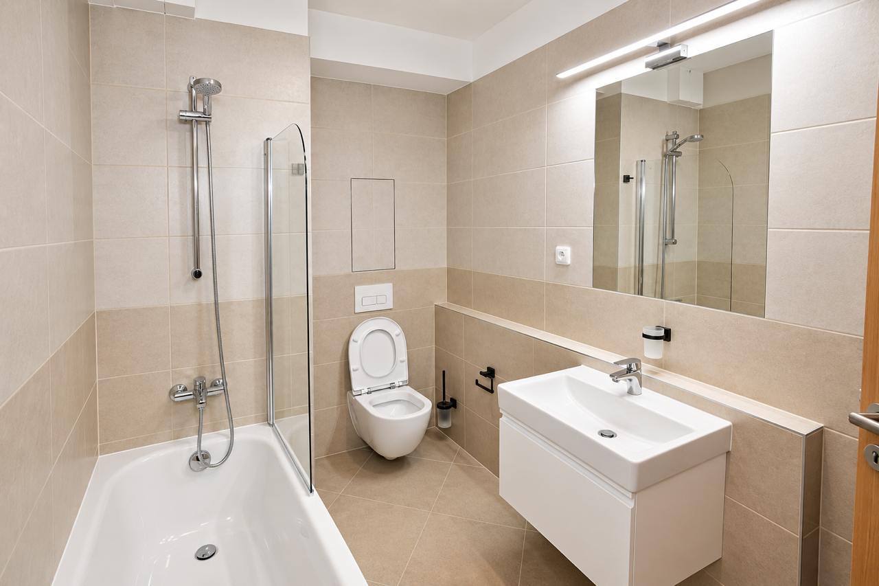 Stylish 2+kk Apartment for Rent in Barrandov photo 6 of 8