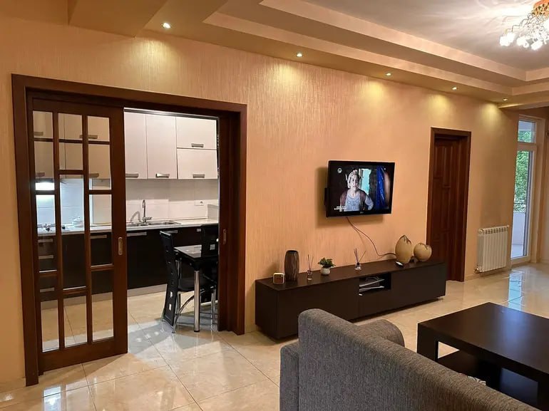 Four-Room Apartment for Rent in Didube photo 4 of 8