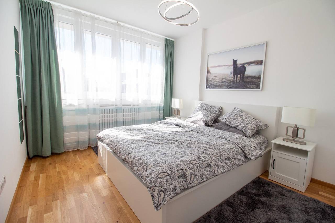 2-Bedroom Apartment on Kralja Milana photo 3 of 6