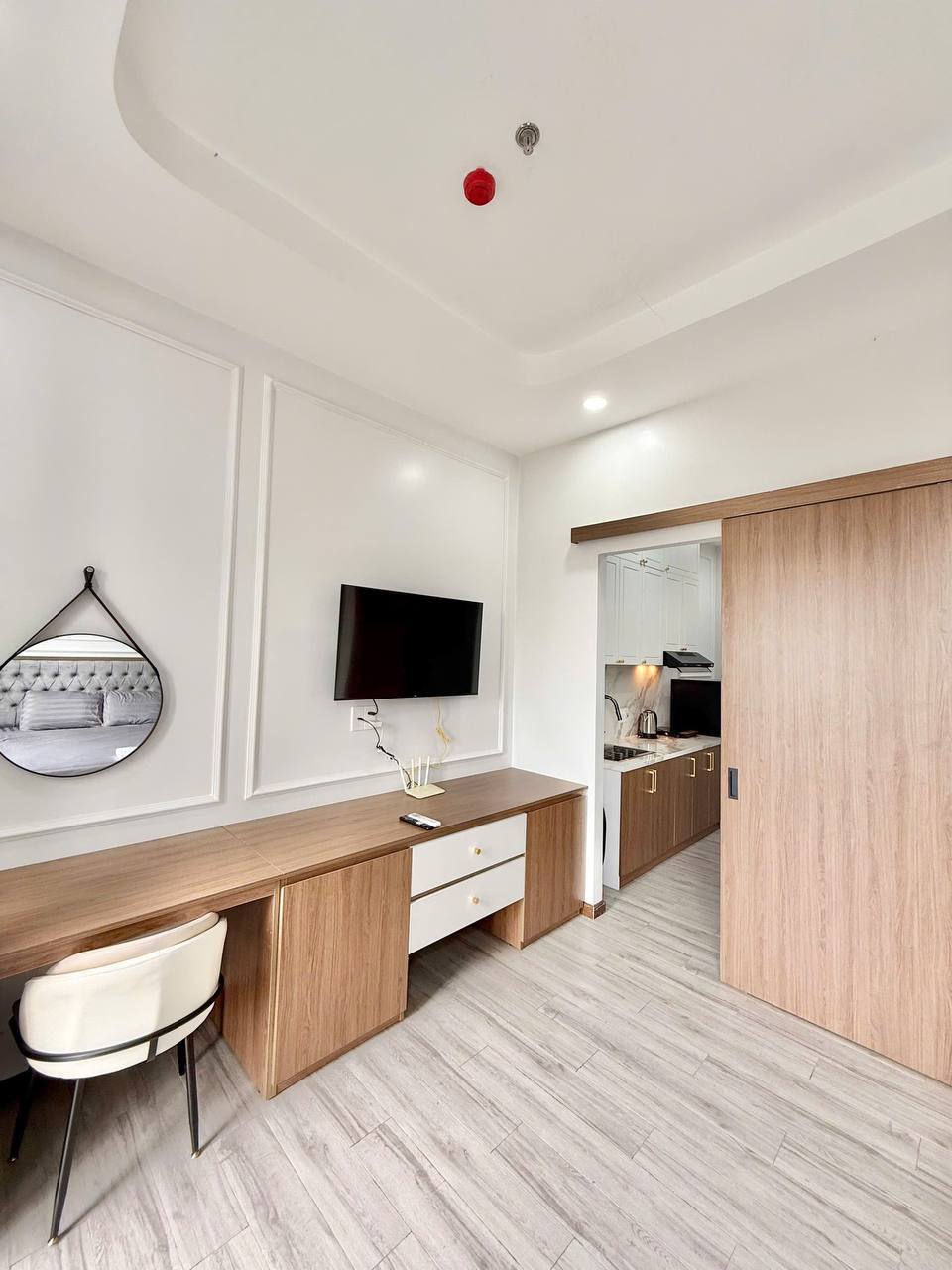 1-Bedroom Apartment in Son Tra photo 5 of 8