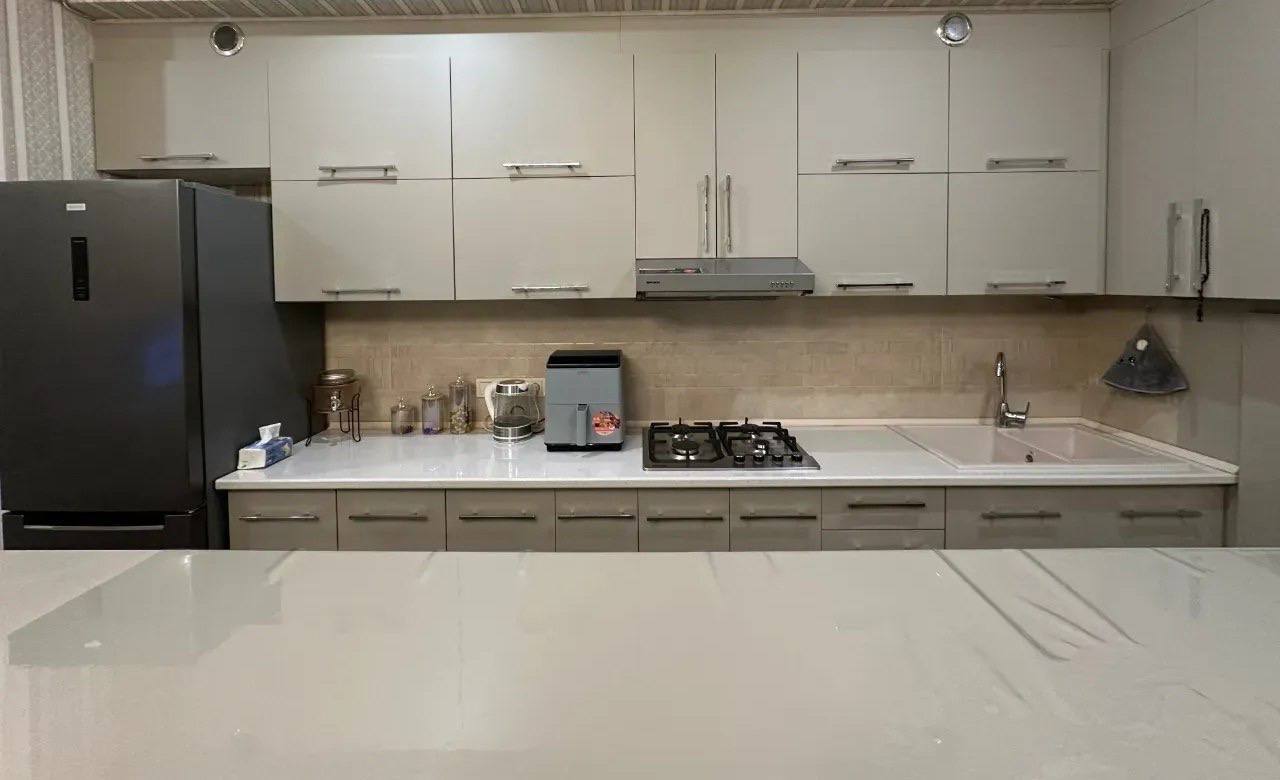 Furnished 3-Bedroom Apartment in Malatia-Sebastia photo 4 of 8