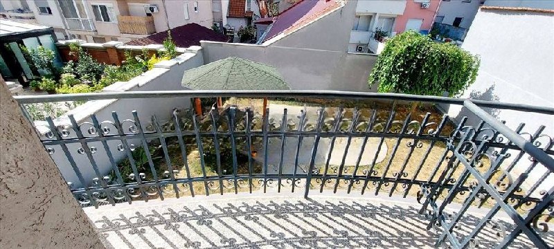 Furnished 2-Room Apartment in Zvezdara photo 8 of 8
