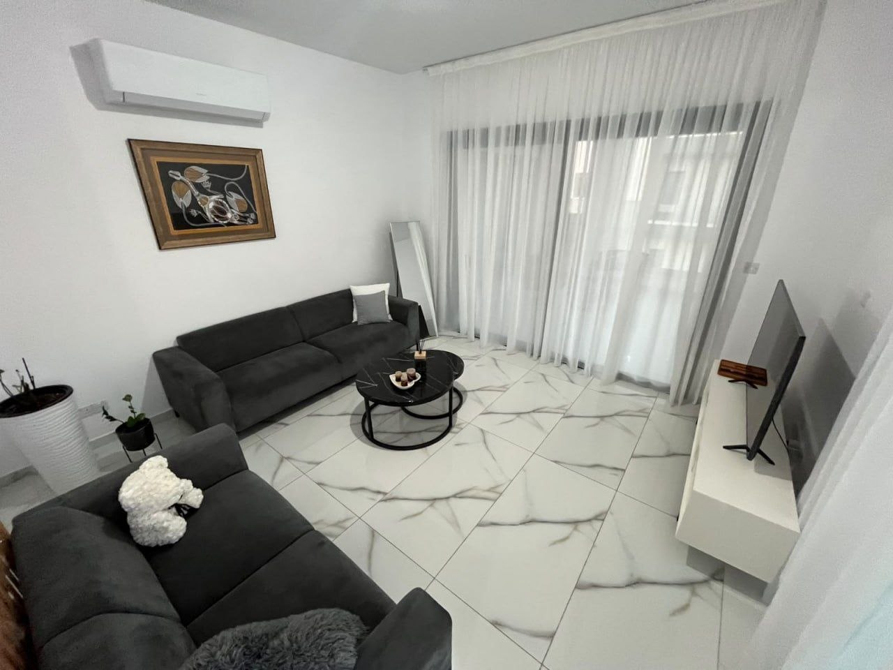 3-Bedroom Apartment with Sea View in Germasogeia photo 1 of 4