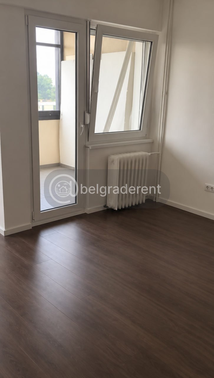 Трёхкомнатная квартира на улице Симе Игуманова photo 2 of 5