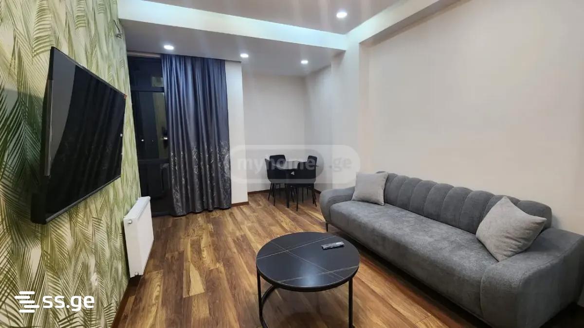 Furnished 1-Bedroom Apartment in Saburtalo photo 4 of 8