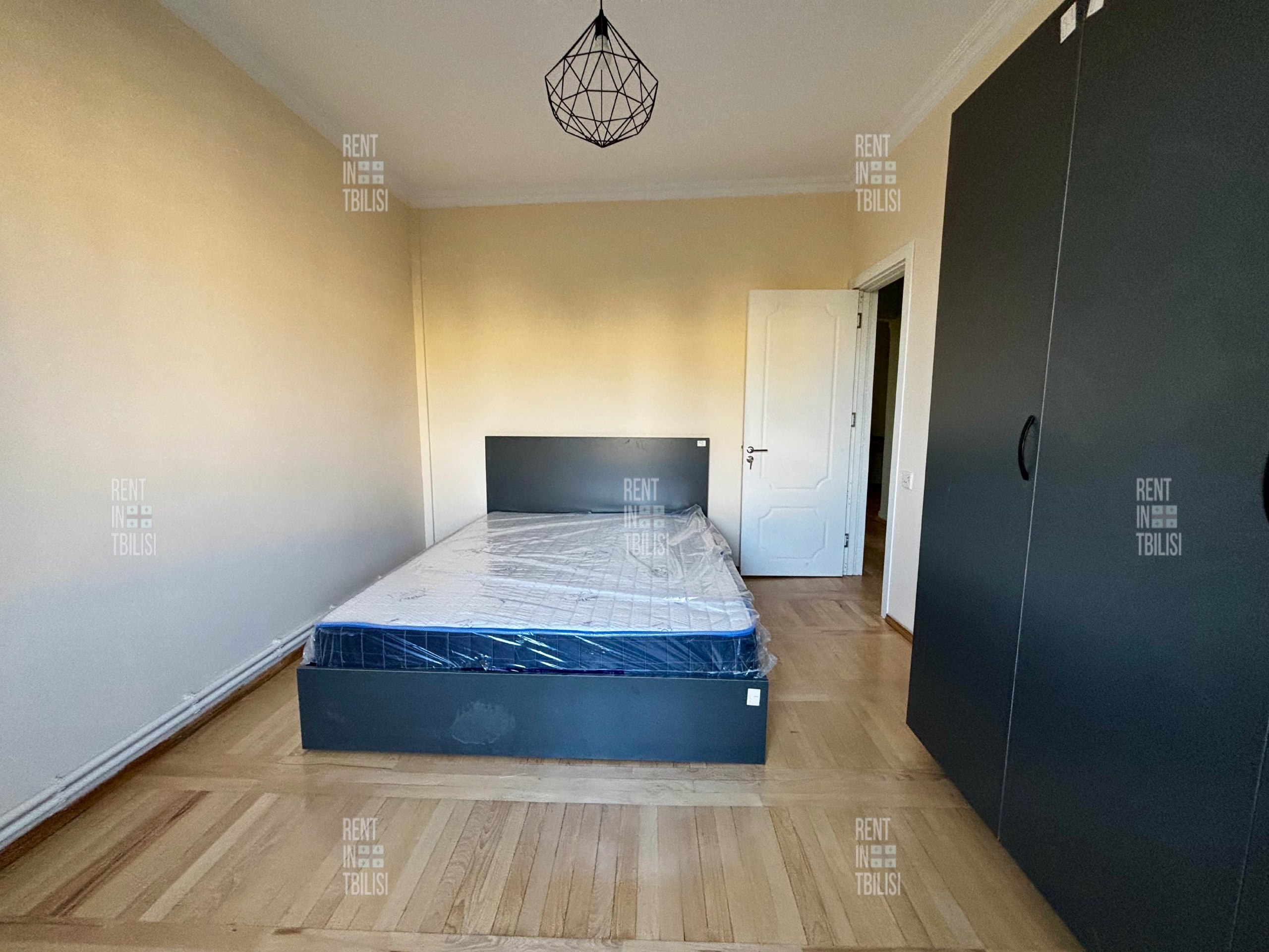 2-Bedroom Apartment in Isani photo 3 of 8