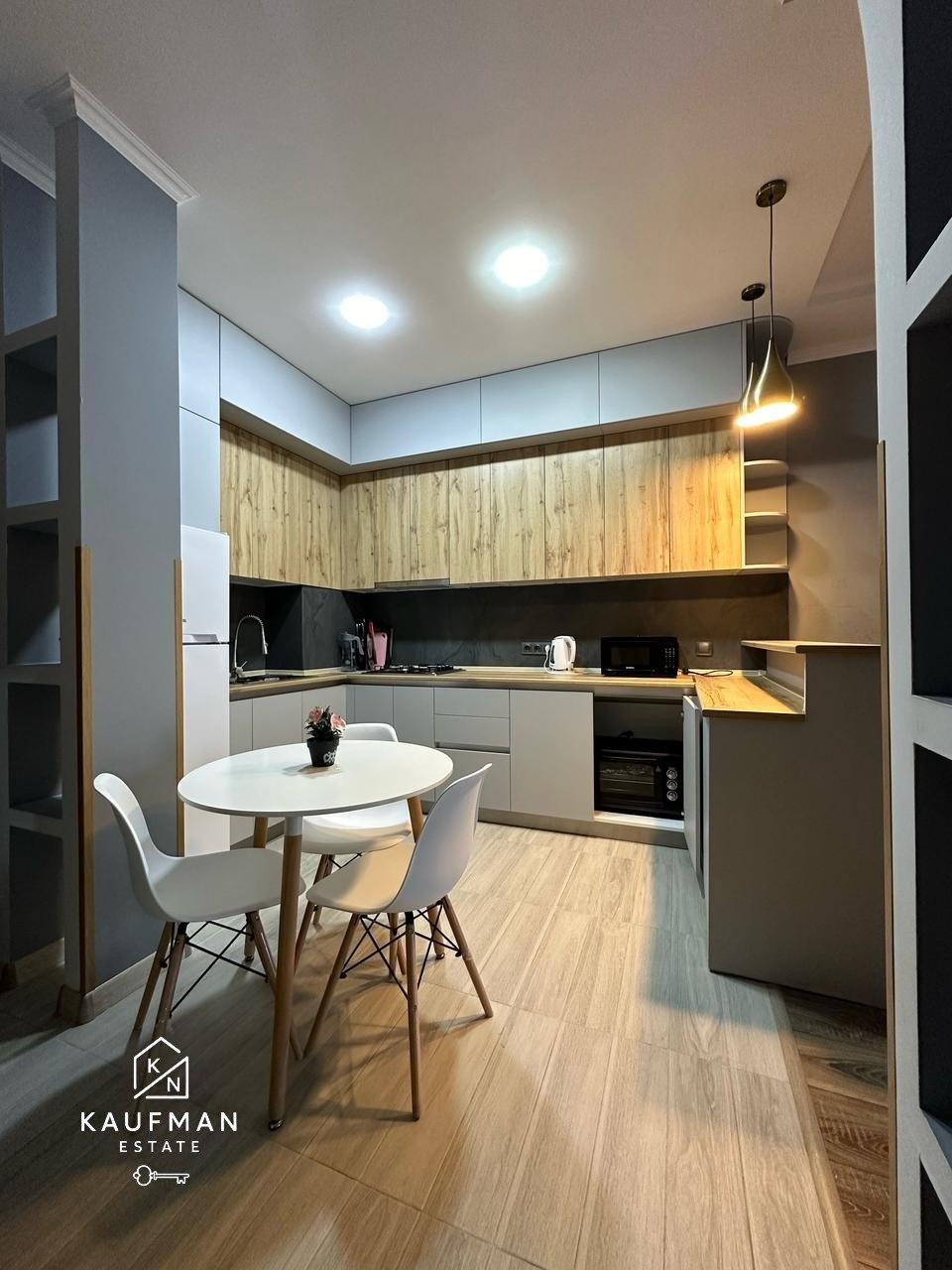 2-Bedroom Apartment for Rent in Batumi photo 1 of 6