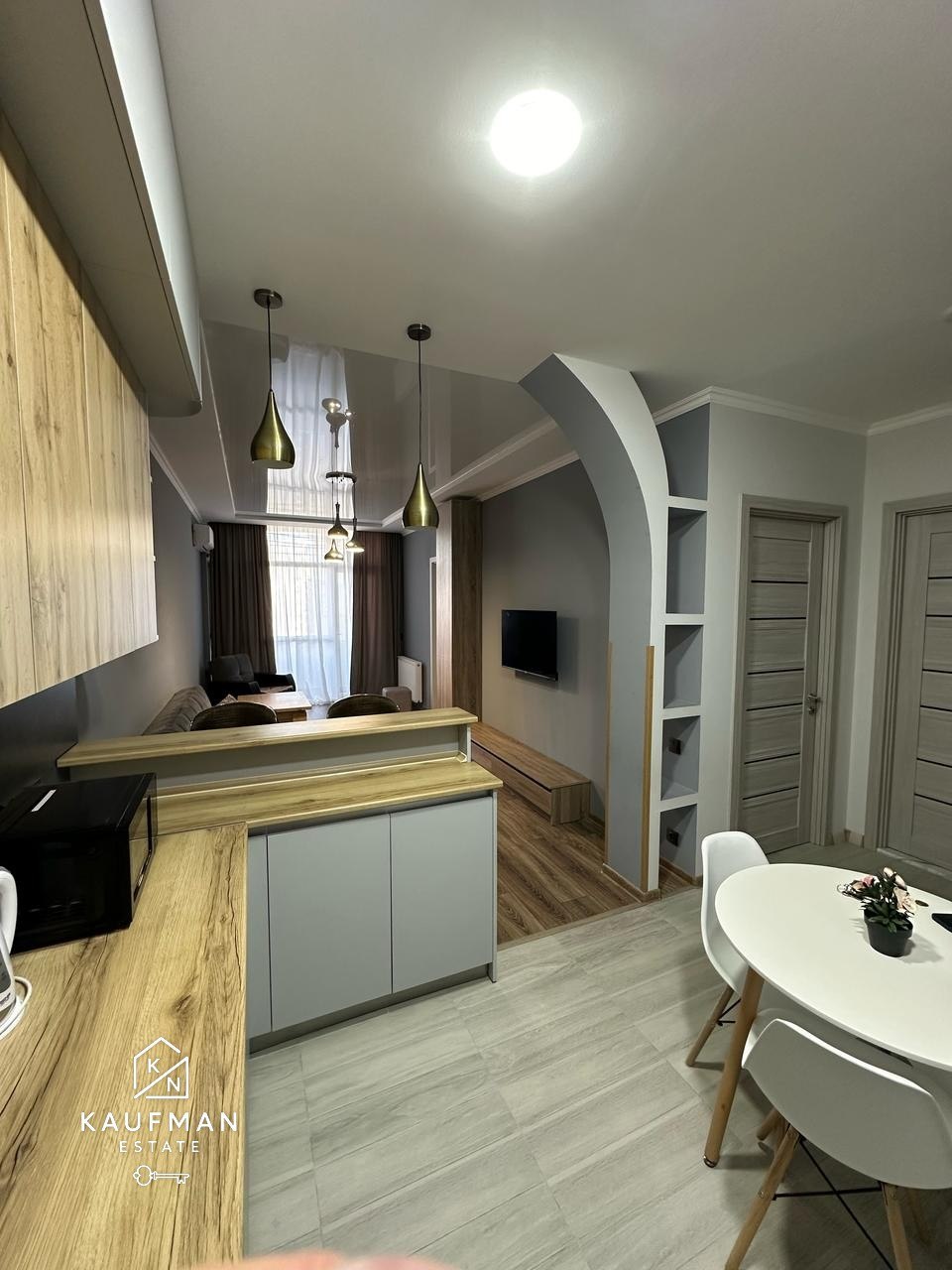 2-Bedroom Apartment for Rent in Batumi photo 2 of 6