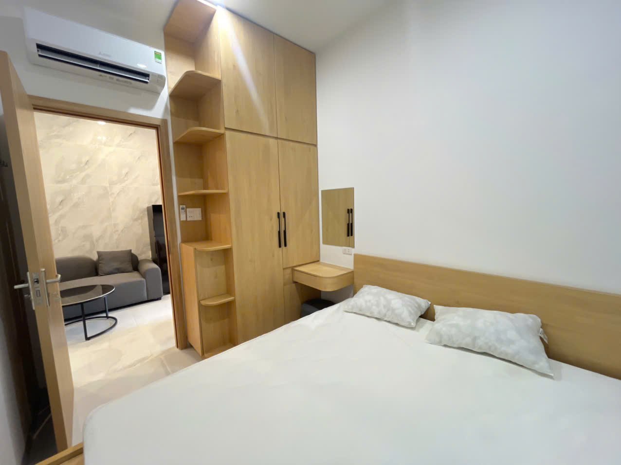 2-Bedroom Luxury Serviced Apartment photo 4 of 8
