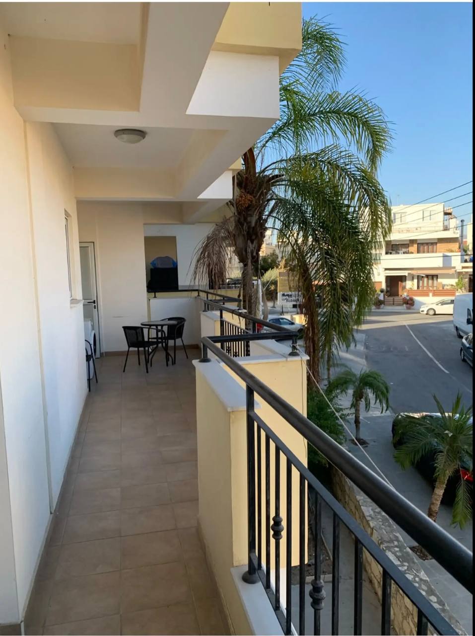 Furnished One-Bedroom Apartment Near New Port photo 1 of 1
