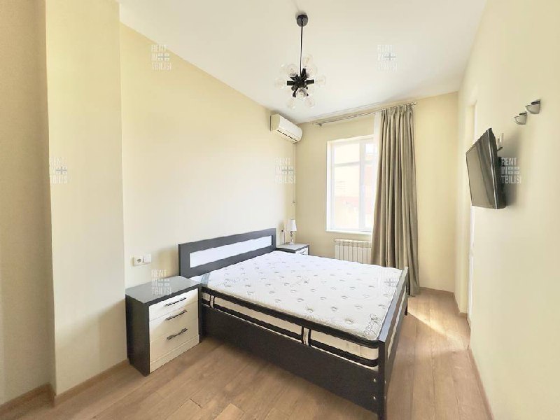 2-Bedroom Apartment in Mtatsminda photo 5 of 8