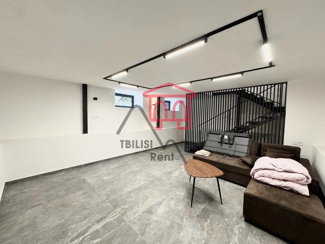 Spacious 1-Bedroom Apartment in Chugureti photo 3 of 8