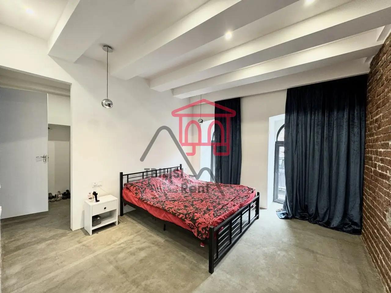 Spacious 1-Bedroom Apartment in Chugureti photo 6 of 8