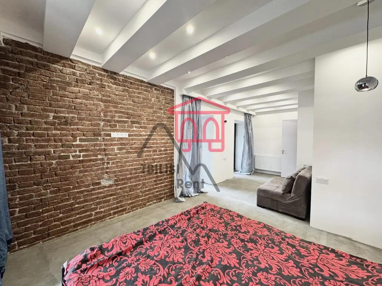 Spacious 1-Bedroom Apartment in Chugureti photo 7 of 8