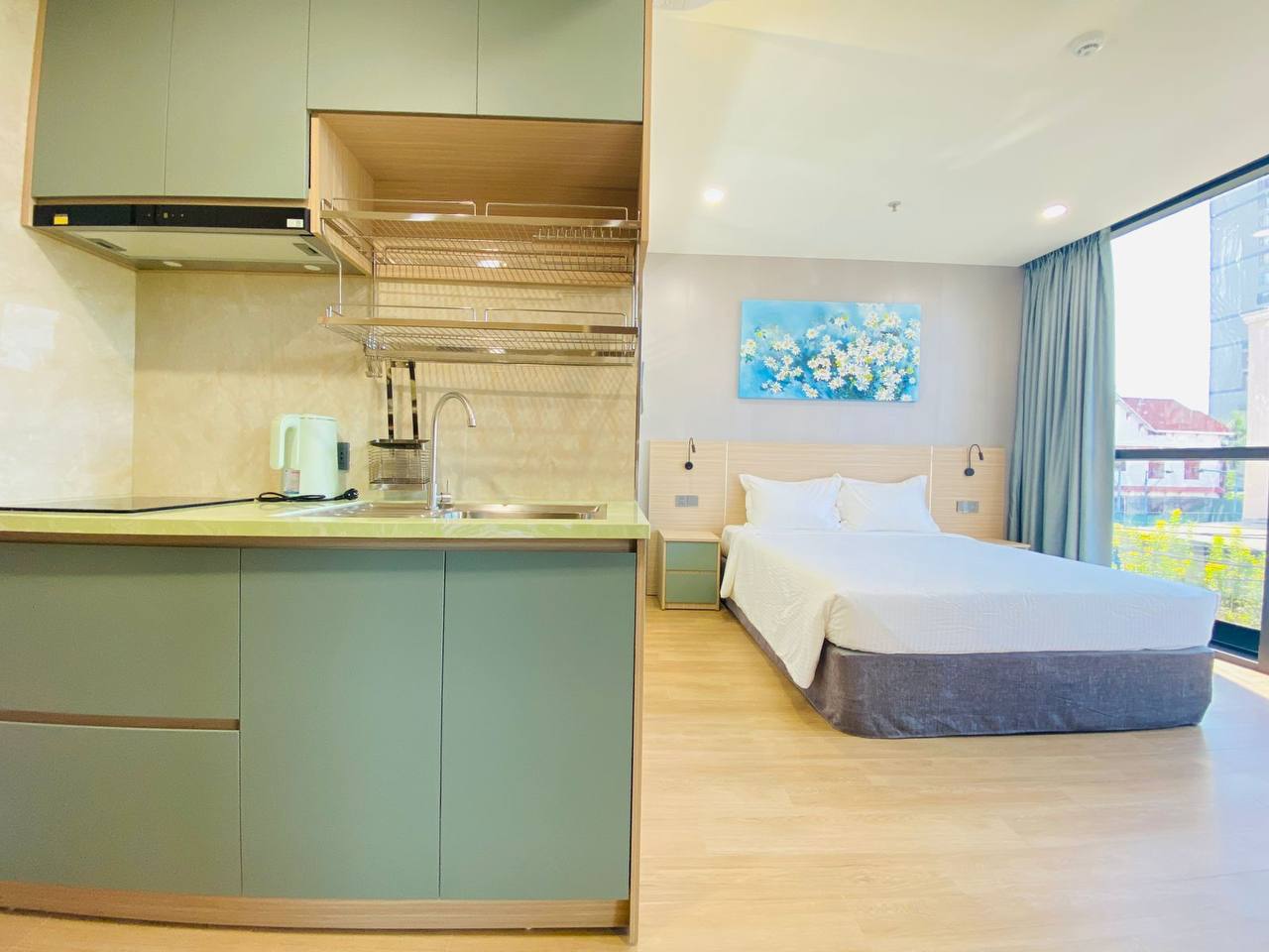 High-Floor Studio Apartment in Phuoc My photo 4 of 8